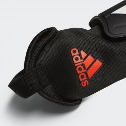 Adidas Everclub CW5564 Chrániče Fotbal