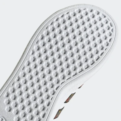 Adidas Grand Court Mickey cloud white/core black/better scarlet dětské tenisky
