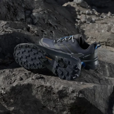 Adidas Terrex Skychaser AX5 GTX M core black/grey four/carbon pánské outdoorové boty