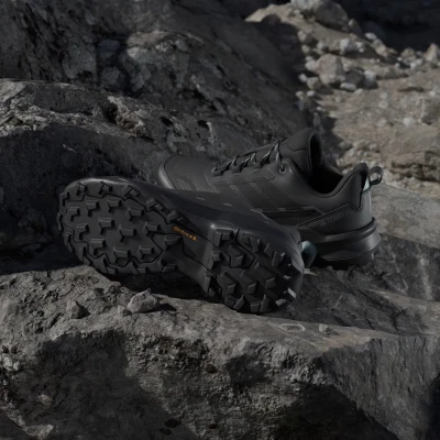 Adidas Terrex Skychaser AX5 W core black/core black/semi flash aqua dámské outdoorové boty
