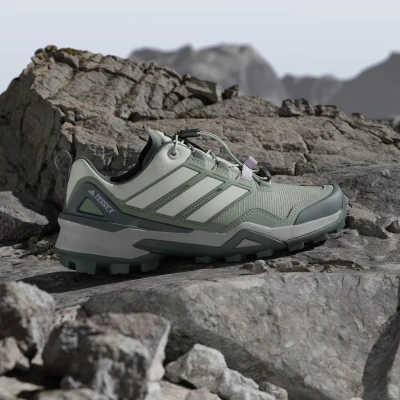 Adidas Terrex Skychaser W linen green/off white/silver dawn dámská nízká turistická obuv