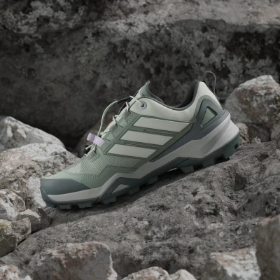 Adidas Terrex Skychaser W linen green/off white/silver dawn dámská nízká turistická obuv