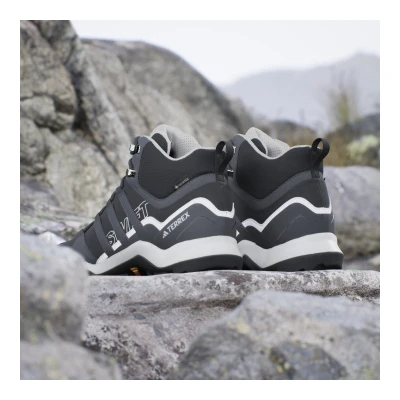 Adidas Terrex Swift R2 Mid GTX Ws core black/solid grey/purple tint dámská kotníková turistická obuv