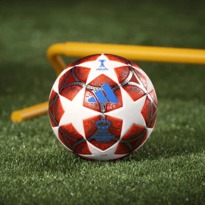 Adidas WUCL LGE WHITE/SCARLE Fotbalový míč