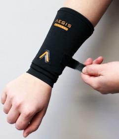 Aegis Chránič zápěstí Bracer Impact Protection