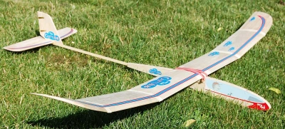 Aero-naut Cumulus 1220mm dřevěná stavebnice házedla