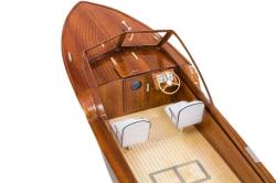 Aero-Naut stavebnice sportovní lodi Capri