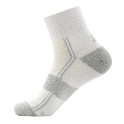 Alpine Pro 3HARE 2 bílé unisex ponožky 3 páry Alpine Pro 3HARE 2 bílé unisex ponožky 3 páry