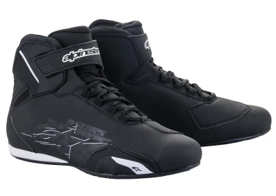 Alpinestars Boty na motorku Sektor černo-bílé Alpinestars Boty na motorku Sektor černo-bílé