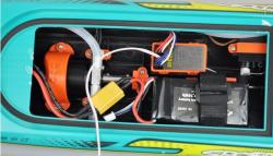 AMEWI Trade e.K. Amewi RC loď Tornado 450mm RTR sada brushless 65km/h LED osvětlení