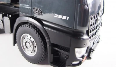 Amewi Mercedes-Benz Arocs 1:14 černý RC sklápěč