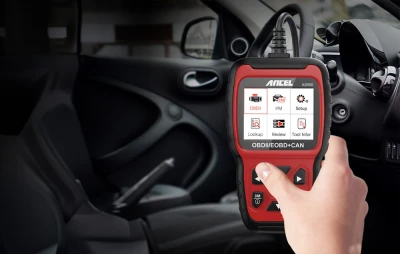 Ancel AS500/AC105 červeno-černý OBD2 diagnostický skener