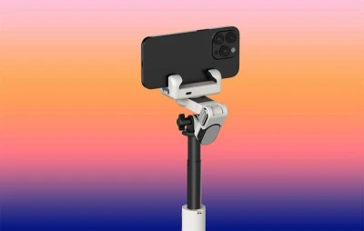 AOCHUAN Smart M1 Pro bílý stabilizátor s RGB osvětlením