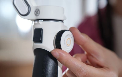 Aochuan P2 bílý 3osý stabilizátor pro mobilní telefony s AI senzorem