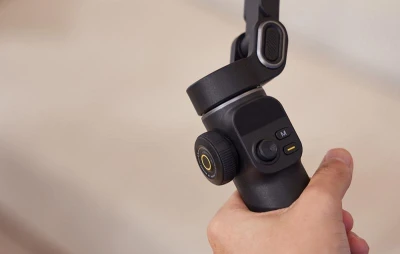 Aochuan Smart X2 černý stabilizátor s RGB osvětlením