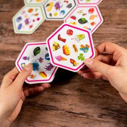 Asmodee Hra postřehová Dobble Connect (společenská hra)