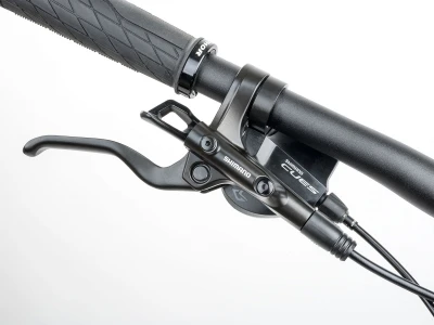 Author Aura XR2 2026 červené gravel kolo + sleva 1500,- na příslušenství