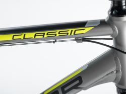 Author Classic 2023-24 černé/bílé krosové kolo + výbava zdarma