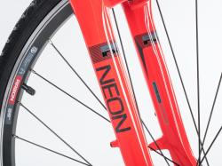 Author Integra 2023-24 stříbrná/zelená dámské krosové kolo + výbava zdarma