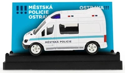 Auto policejní kovová dodávka volný chod městská policie Ostrava