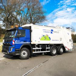 Auto popeláři zpětný chod svoz komunálního odpadu s kontejnerem kov