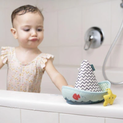 Baby Fehn Koupací loď maňásek na prsty Splash Play