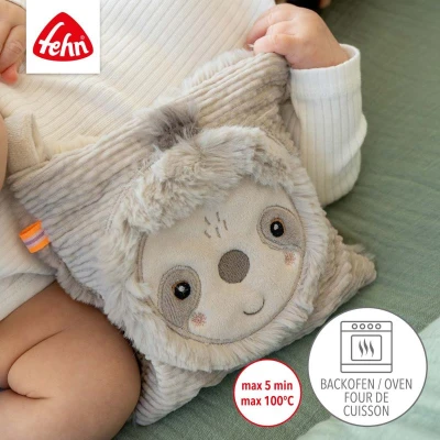 Baby Fehn Lenochod Lazy béžový nahřívací polštářek