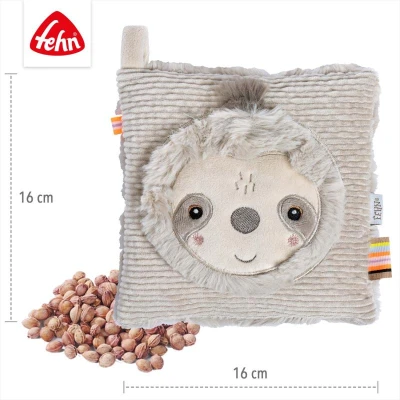 Baby Fehn Lenochod Lazy béžový nahřívací polštářek