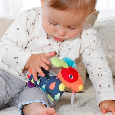 Baby Fehn Plyšová hračka pejsek Color Friends