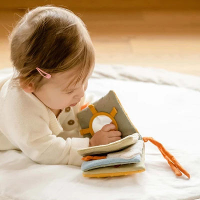 Baby Fehn Plyšová knížka FehnNatur 3.0