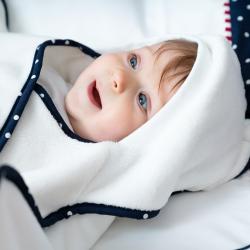 Baby Fehn Zavinovačka medvěd Ocean club