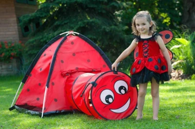 Baby Mix Detský stan Beruška s tunelom červený