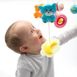 BABY MIX Kolotoč nad postýlku se světelným projektorem červený