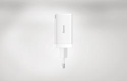 Baseus Nástěnná nabíječka GaN5 Pro 2xUSB-C + USB, 65W (bílá)
