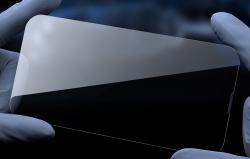 Baseus Tvrzené sklo Corning pro iPhone 13/13 Pro/14 se zabudovaným prachovým filtrem