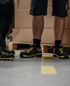 Bennon BOMBIS S1 ESD NM Yellow pracovní sandály