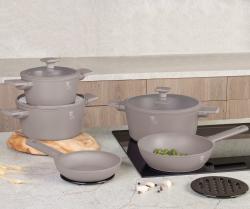 Berlingerhaus Kastrol s titanovým povrchem a poklicí 24 cm Taupe Collection