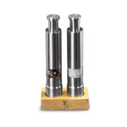 Berlingerhaus Mlýnek na pepř a sůl v dřevěném stojanu Berlingerhaus Mlýnek na pepř a sůl v dřevěném stojanu