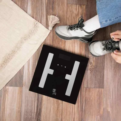 Berlingerhaus Osobní váha s měřením tuku, svalů a vody 180 kg Matte Black Collection