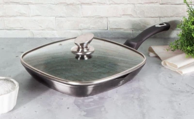 Berlingerhaus Pánev grilovací s mramorovým povrchem a poklicí 28 cm Carbon PRO Line