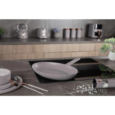 Berlingerhaus Pánev na ryby a steaky s titanovým povrchem 35 cm Taupe Collection