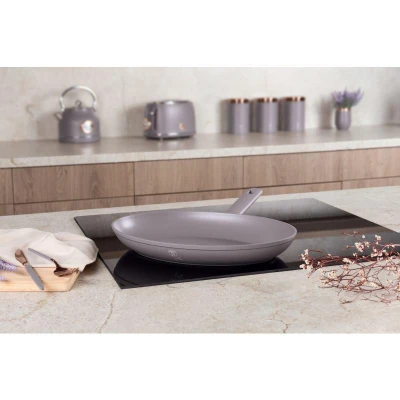Berlingerhaus Pánev na ryby a steaky s titanovým povrchem 35 cm Taupe Collection