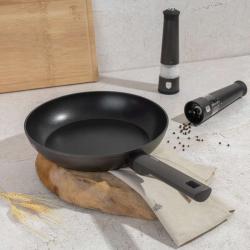 Berlingerhaus Pánev s titanovým povrchem 28 cm Antracit Collection