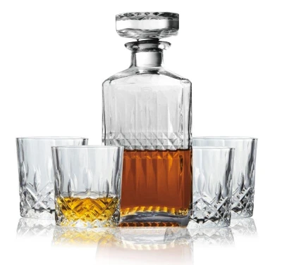 Berlingerhaus Sada lahve 750 ml a 4 ks sklenic na whisky 220 ml