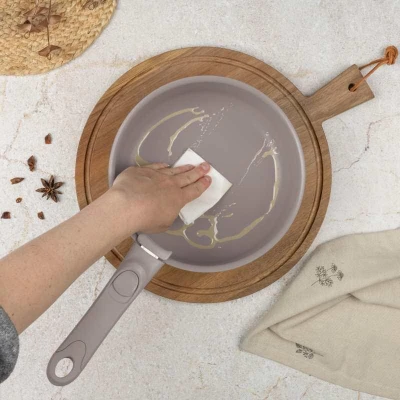 Berlingerhaus Sada nádobí s titanovým povrchem 12 ks Taupe Collection