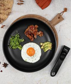 Berlingerhaus Sada nádobí s titanovým povrchem 13 ks Black Rose Collection