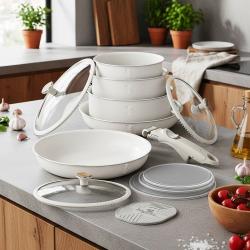 Berlingerhaus Sada nádobí s titanovým povrchem 13 ks Sahara Nordic Collection