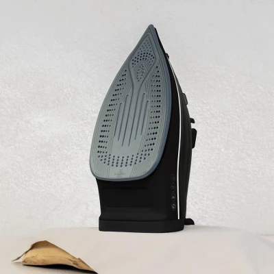 Berlingerhaus Žehlička napařovací 2200 W Matte Black Collection