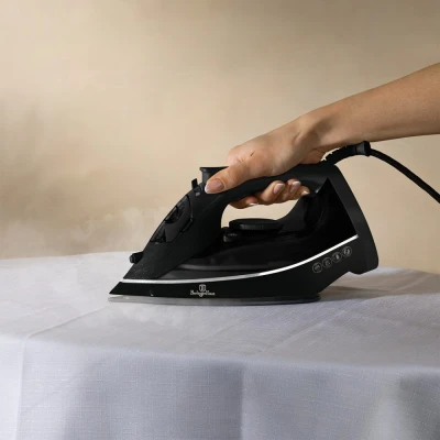 Berlingerhaus Žehlička napařovací 2200 W Matte Black Collection