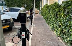 Besen wall charger for electric cars BS20 11lkW APP
